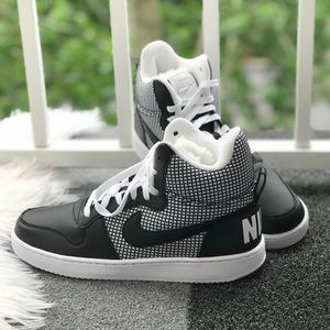 wmns nike court borough se